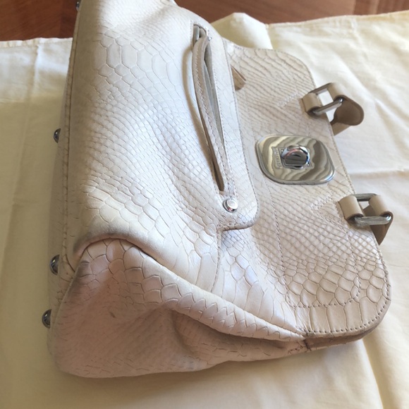 Handbag - Picture 5 of 10